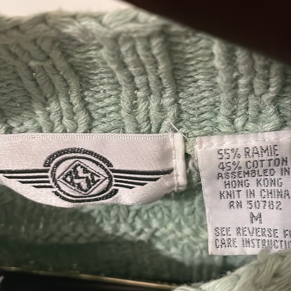 Vintage Hong Kong Cropped Green Crew Neck Sweater with Textured Knit Size M - Picture 3 of 5